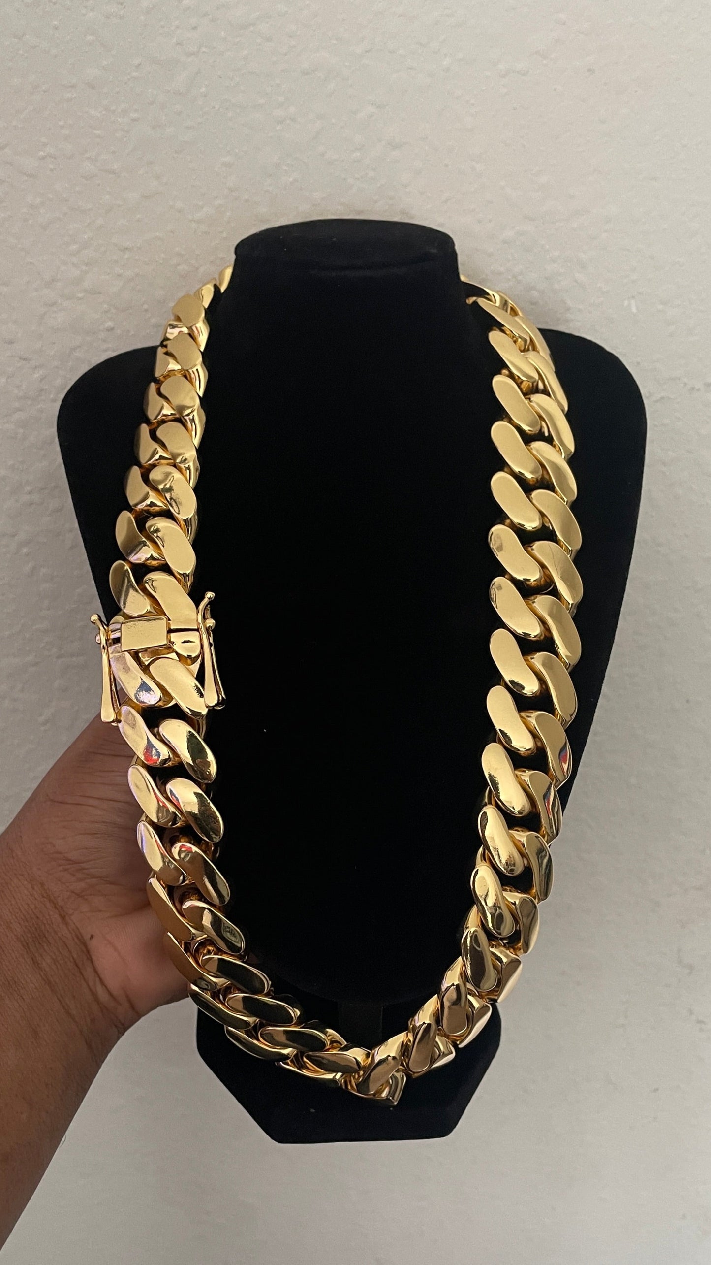 22mm Miami Cuban Link Chain