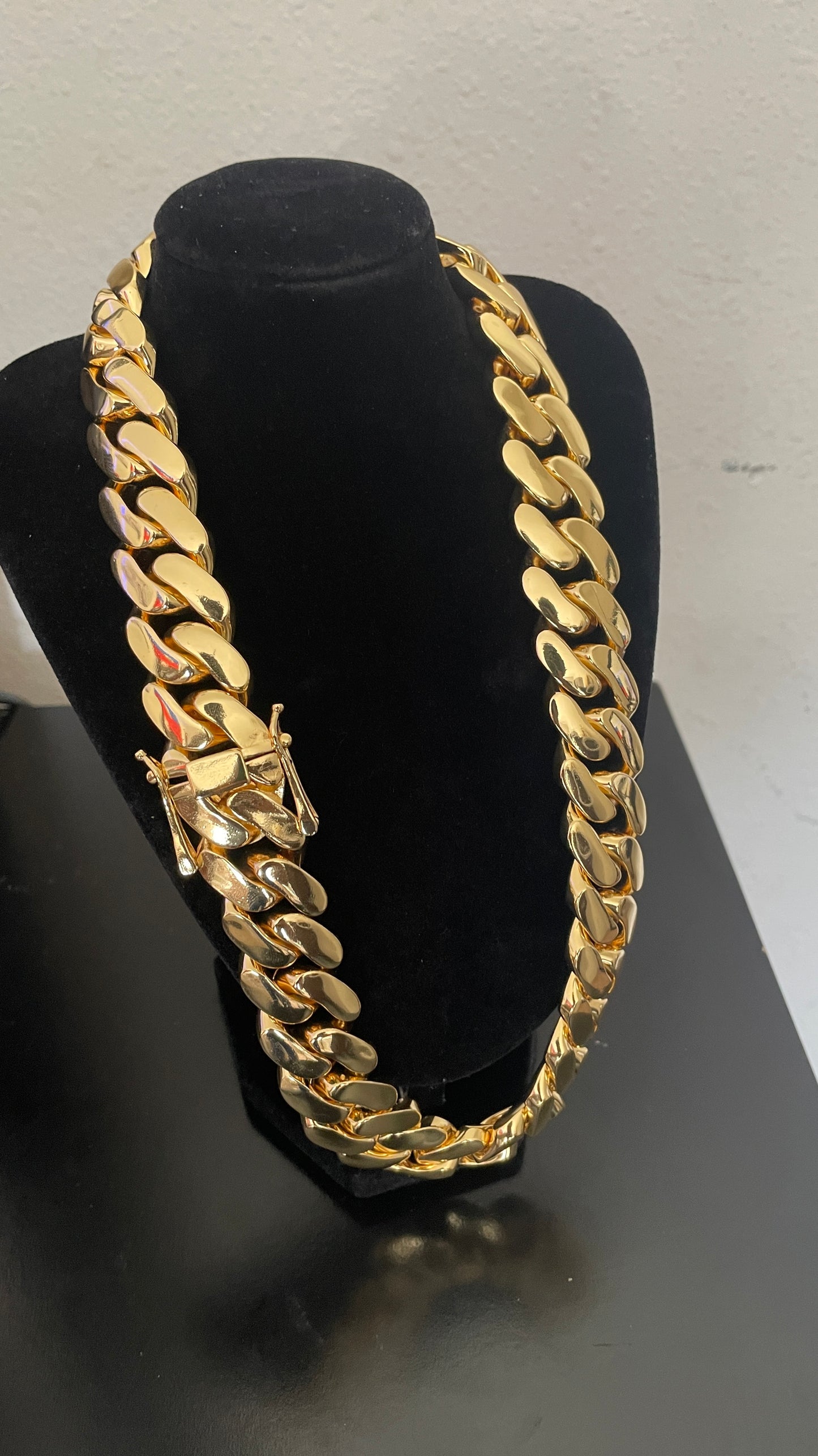22mm Miami Cuban Link Chain